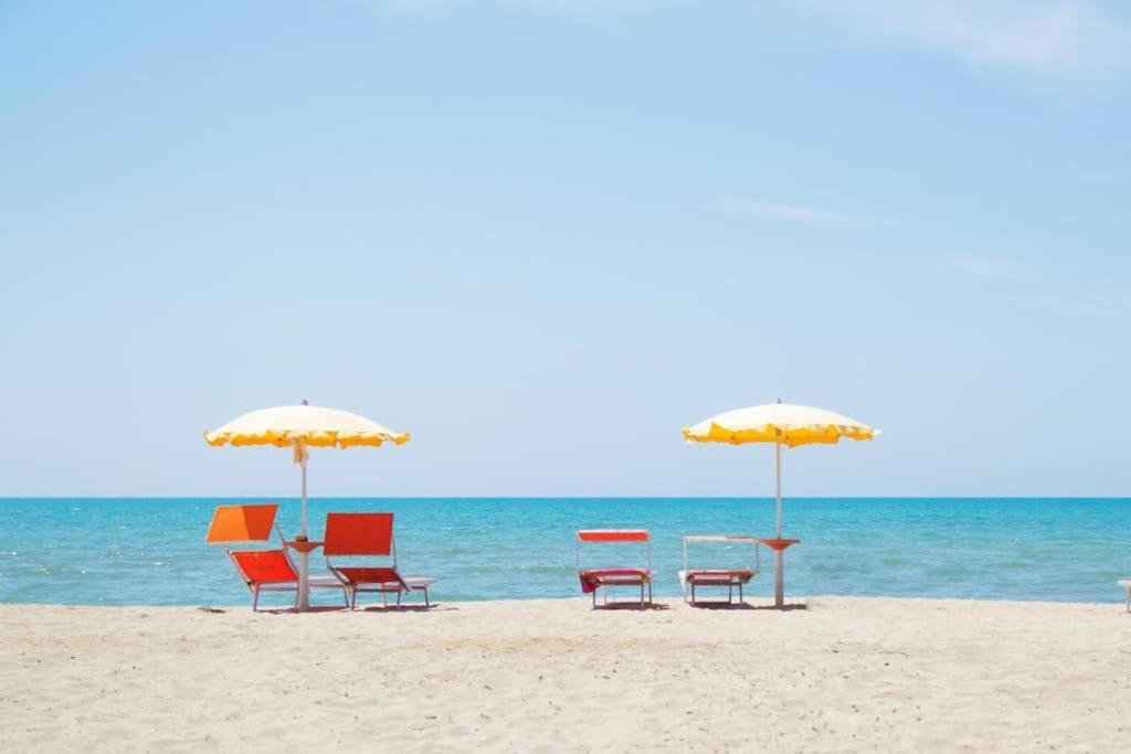 Gold Key Apartments, Durres Beach エクステリア 写真